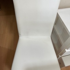 ダイニングテーブル、ダイニングチェアの画像