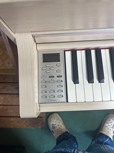 電子ピアノ　中古