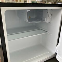 【リユ-スのサカイ広島石内店】ジモティ割！/1ドア冷蔵庫/Simplus/2020年製/クリ-ニング済み/HG-8334/広島市 冷蔵庫　佐伯区 冷蔵庫　南区 冷蔵庫　西区 冷蔵庫　東区 冷蔵庫　中区 冷蔵庫　安佐南区 冷蔵庫　安佐北区 冷蔵庫　安芸区 冷蔵庫　府中町 冷蔵庫　海田町 冷蔵庫　熊野町 冷蔵庫　坂町 冷蔵庫　廿日市市 冷蔵庫の画像