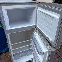 2014年製シャープ冷蔵庫の画像