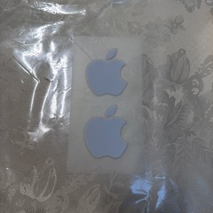 iPhoneXRケース 箱..ライティングケーブル、電源アダプター他の画像