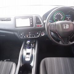 誰でも車が買える次世代低与信ローン専門店／ 安心の１年保証付き 距離無制限！中古車販売 カーメル福島本店 平成２7年 ホンダ　vヴェゼル　ハイブリッドＸ・Ｌパッケージ　2100㌔の画像