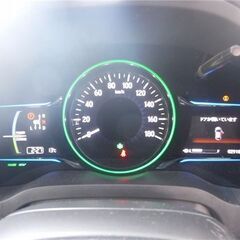 誰でも車が買える次世代低与信ローン専門店／ 安心の１年保証付き 距離無制限！中古車販売 カーメル福島本店 平成２7年 ホンダ　vヴェゼル　ハイブリッドＸ・Ｌパッケージ　2100㌔の画像