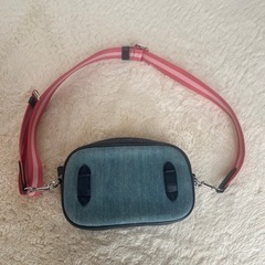 coach ショルダーポーチの画像