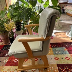 ダイニングチェア4脚の画像