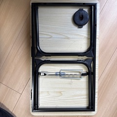 「折りたたみローテーブル（ドリンクホルダー付き）の画像