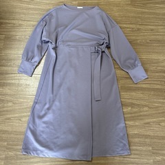 パープル　ワンピース　GU