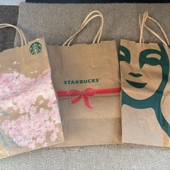 ショッパー 紙袋 40枚以上の画像