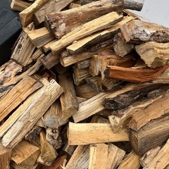 広葉樹薪 サクラ・ナラMIX｜1年以上乾燥済｜7kg700円｜軽トラ積み放題ありの画像