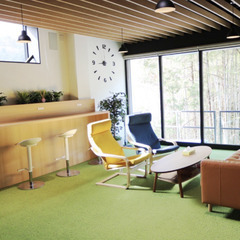 【月給30万円以上】◆管工事の施工管理◆《一気に高収入チャンス！》☆昇給最大10万円×年収1000万も可能☆《遊び心のあるユニークなオフィス環境》【個性豊かな20〜30代男女スタッフ活躍中！】の画像