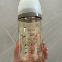 【決まりました】哺乳瓶2点セット 240mlの画像