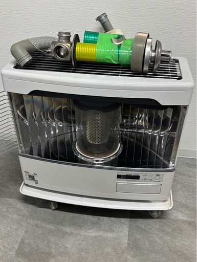 TOYOTOMI 密閉式FF式石油ストーブ FR-70H 2018年製 TOYOTOMI（トヨトミ） トヨトミTOYOTOMI FR-70H ホワイト FF式石油