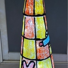 ツリー　　　ステンドグラス風　クリスマスツリーの画像