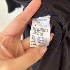 ディスコート:黒ワンピースの画像