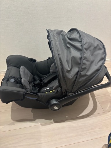 チャイルドシート　joie gemm