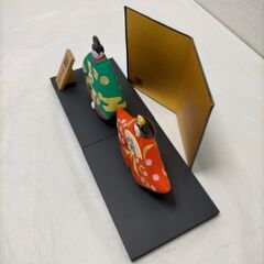 雛人形 お内裏様 お雛様 陶器製 親王飾り 屏風 台座付き ひな人形 ひな祭り 置物 伝統工芸 節句飾り　251216-5Tの画像