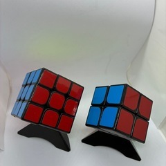ルービックキューブ2個セットの画像