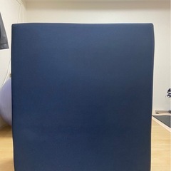 折りたたみ式シングルベッドの画像