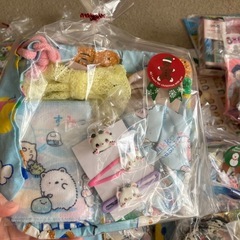 クリスマスプレゼント　30セット　おもちゃ　プレゼント交換の画像