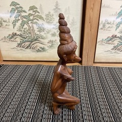 木の置きものの画像