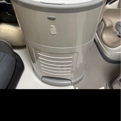 ベビー用品まとめお譲り(柵、イス、ベビーバス色々の画像