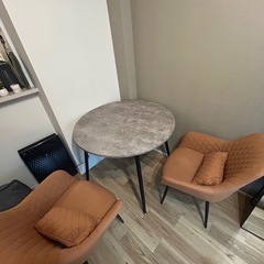 ダイニングテーブルセット(テーブル+椅子2脚)の画像