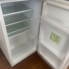 リサイクルショップどりーむ天保山店　No5080 大きめ２ドア冷蔵庫　ヤマダ電機　２５６L　２０２１年製　YRZ-F23H1の画像