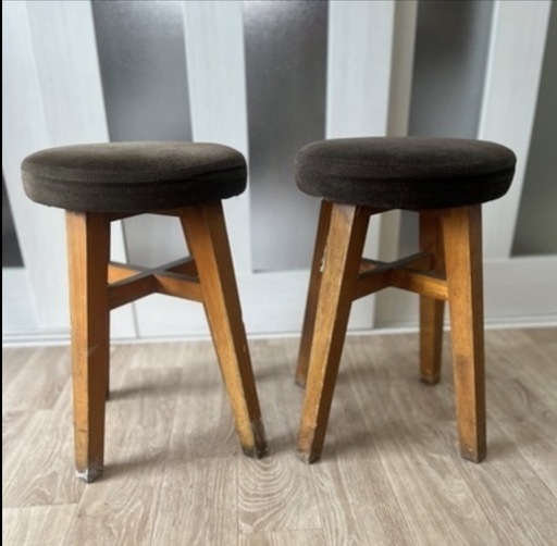 unicoクラブスミニスツールブラウン (こうたろう) 平塚の椅子