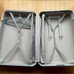 大型スーツケース　海外用の画像