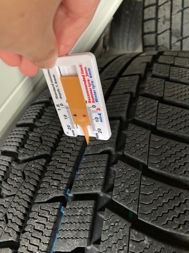ホイール付きスタッドレス デリカd5 スタッドレス　TOYO ウィンタートランパス　225／55r18 アウトランダー　エクリプスクロス等