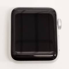 Apple Watch Series 3/GPS+セルラー/38mm/A1889/シルバー〈MTGN2J/A〉の画像