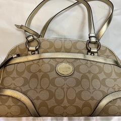 コーチのカバンの画像