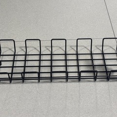 デスク裏 収納 配線隠しなどの画像