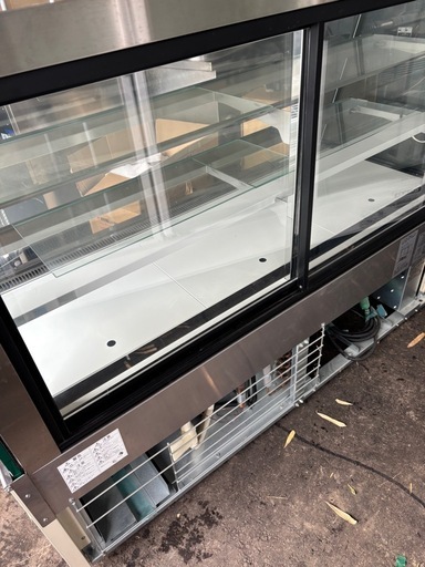 未使用品 サンデン 冷蔵ショーケース 対面タイプ TSA-150XC ケーキ＆デリカケース