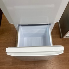 ☆ドリーム荒牧店☆ジモティー割引有☆【クリーニング済み】三菱/2ドア冷蔵庫/MR-P15ED-KW/146L/2019年製の画像