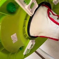 はらぺこあおむし　ジャンパルーの画像