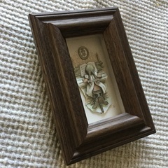 3D  ピアノを弾く少女の画像