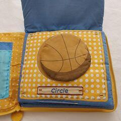 知育に❕シャカシャカ音も楽しめる❕ロンパーズ 布製 形の絵本の画像