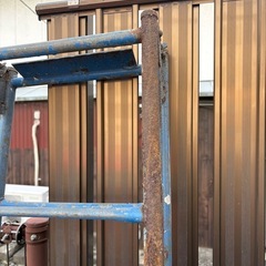 脚立　お話し中
の画像