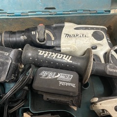 【マキタ】充電式ハンマドリル　バッテリー7つの画像