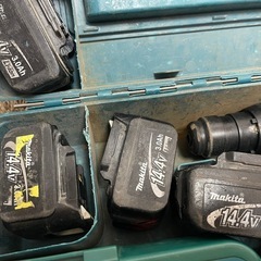 【マキタ】充電式ハンマドリル　バッテリー7つの画像