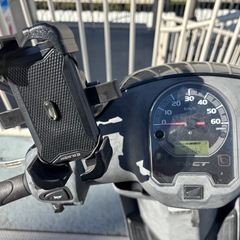 HONDA タクト　スマホホルダー・リアボックス（※パカパカ状態）付き　自賠責令和9年9月まで　原付きの画像