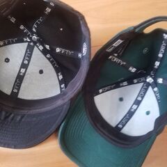 【お取引中】メンズ帽子2つ　ニューエラ　差し上げます。取りに来て頂ける方の画像