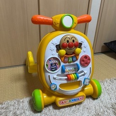 【アンパンマン】へんしんウォーカー 乗って!押して!の画像