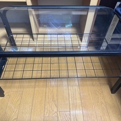 ガラステーブルの画像