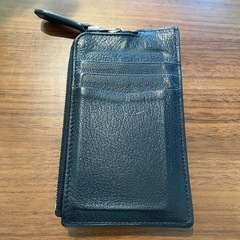 ALFRED DUNHILL ブラックレザー カードケースの画像