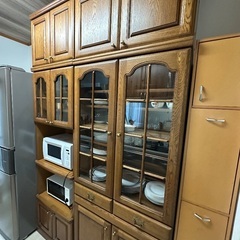 食器棚の画像