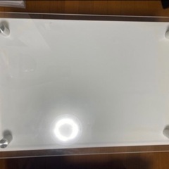 ガラス ローテーブルの画像