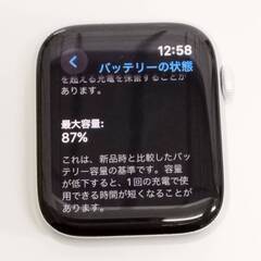 Apple Watch SE 第1世代/GPS+セルラー/44mm/A2356/シルバー〈MYFC2J/A〉の画像