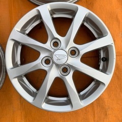 【本日限り値引】12/21までダイハツ純正14インチアルミホイール　冬期スタッドレス用にいかがですかの画像